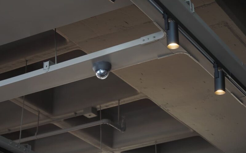 La instalación de cámaras de seguridad se convierte en tendencia clave para proteger hogares